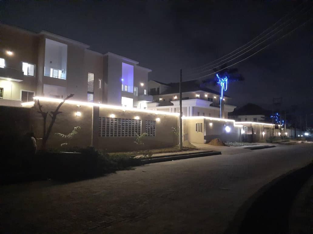 Presken Hotel @Oniru Lagos Buitenkant foto