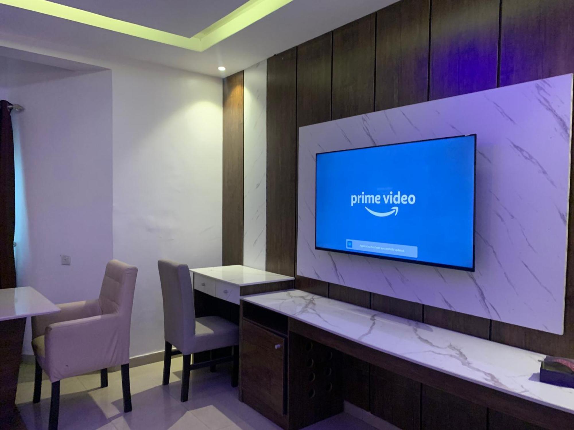 Presken Hotel @Oniru Lagos Buitenkant foto