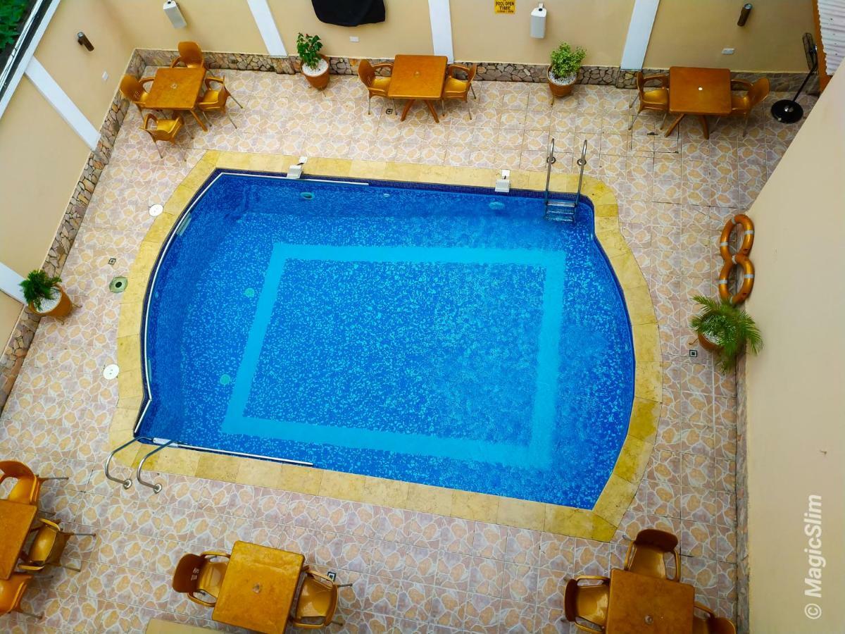 Presken Hotel @Oniru Lagos Buitenkant foto